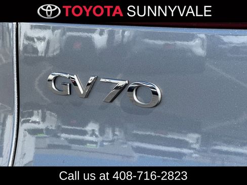 Used 2024 Genesis GV70 2.5T Advanced w/ Advanced Package image 13