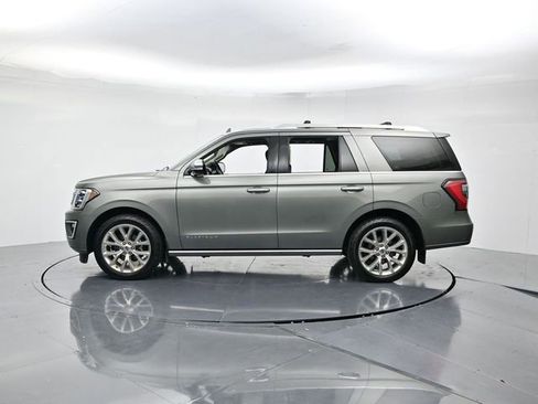 Used 2019 Ford Expedition Platinum AWD/4WD image 7