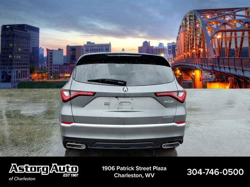 Used 2024 Acura MDX SH-AWD image 4