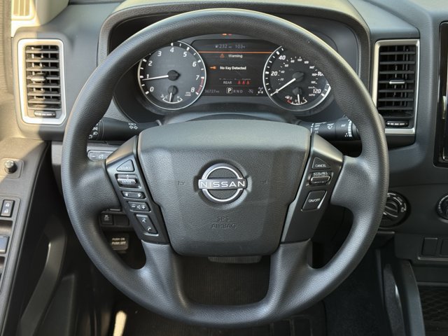 Used 2024 Nissan Frontier SV AWD/4WD image 13