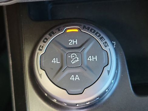 Used 2022 Ford Bronco Badlands w/ Sasquatch Package image 24