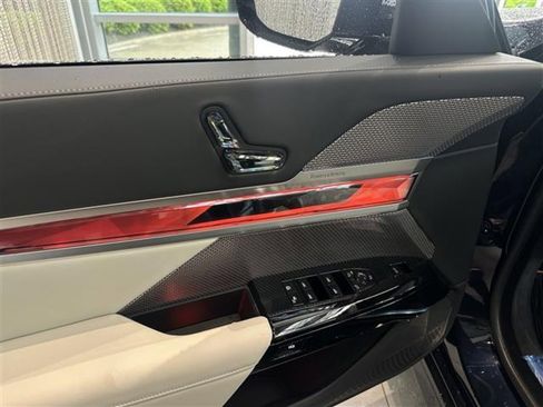 New 2025 BMW 760i xDrive w/ Executive Package image 11