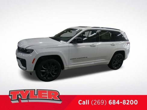 New 2026 Jeep Grand Cherokee Limited AWD/4WD image 4