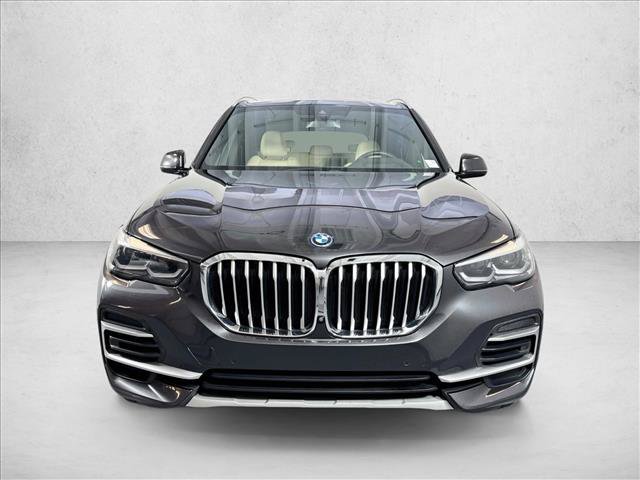 Used 2022 BMW X5 xDrive45e w/ Premium Package AWD/4WD image 2