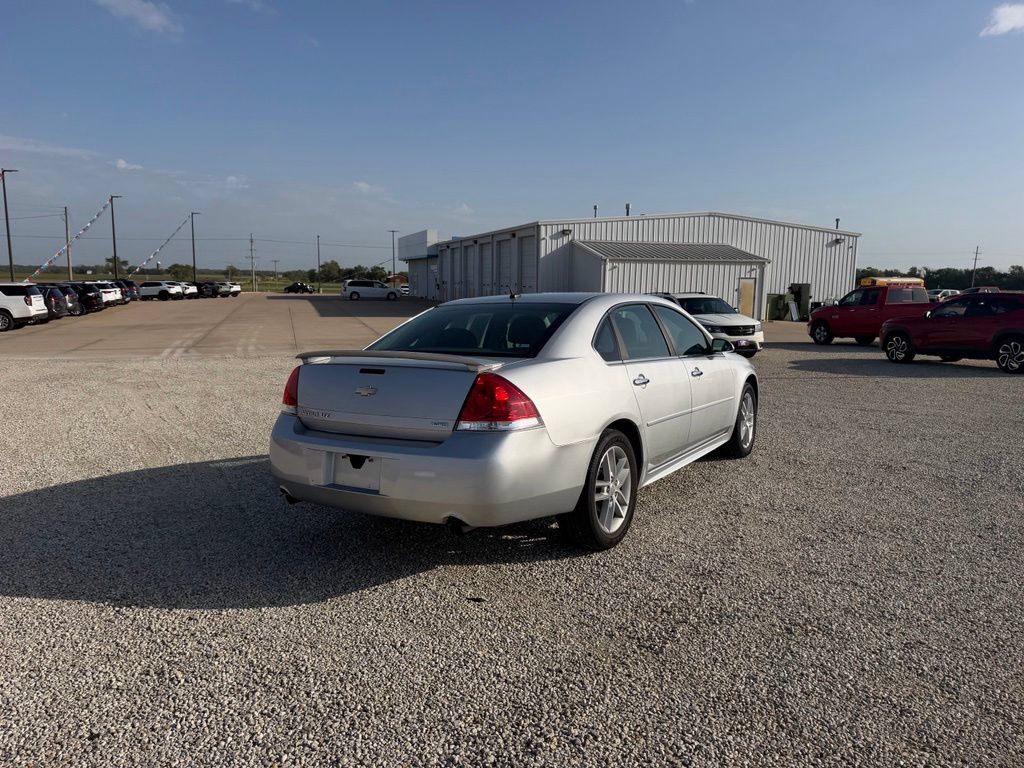 Used 2015 Chevrolet Impala LTZ FWD image 3