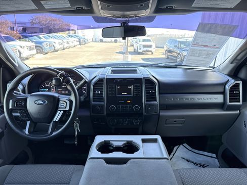 Used 2019 Ford F250 XLT image 42