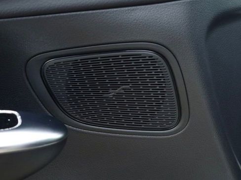Certified 2025 Mercedes-Benz GLC 300 4MATIC image 25