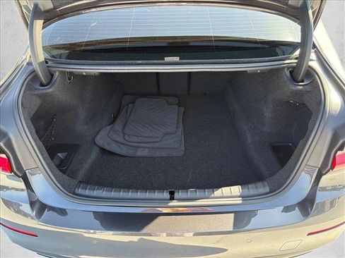 Used 2023 BMW 530i image 6