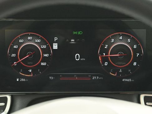 Used 2025 Hyundai Elantra Limited FWD image 19