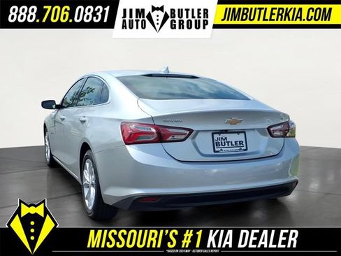 Used 2022 Chevrolet Malibu LT FWD image 5