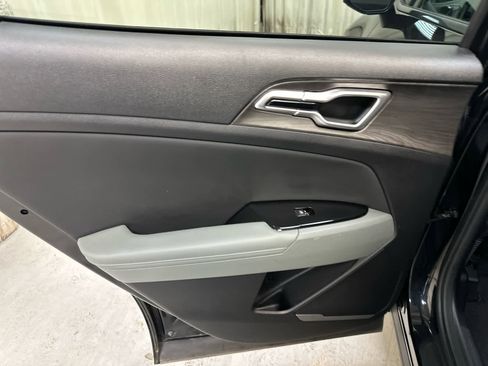 Used 2023 Kia Sportage X-Line w/ X-Line Premium Package image 29