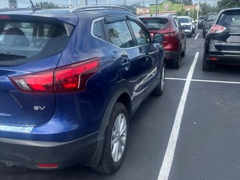 Used 2019 Nissan Rogue Sport SV FWD image 6