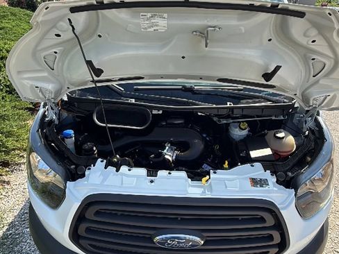 Used 2018 Ford Transit 150 130 Low Roof RWD image 38
