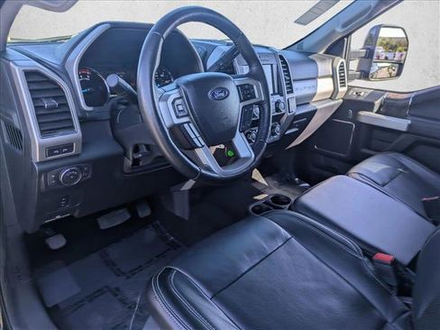 Used 2019 Ford F350 Lariat w/ Camper Package image 9