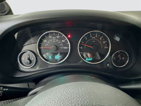 Used 2012 Jeep Wrangler Sport image 11