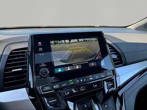 Used 2024 Honda Odyssey Touring image 14