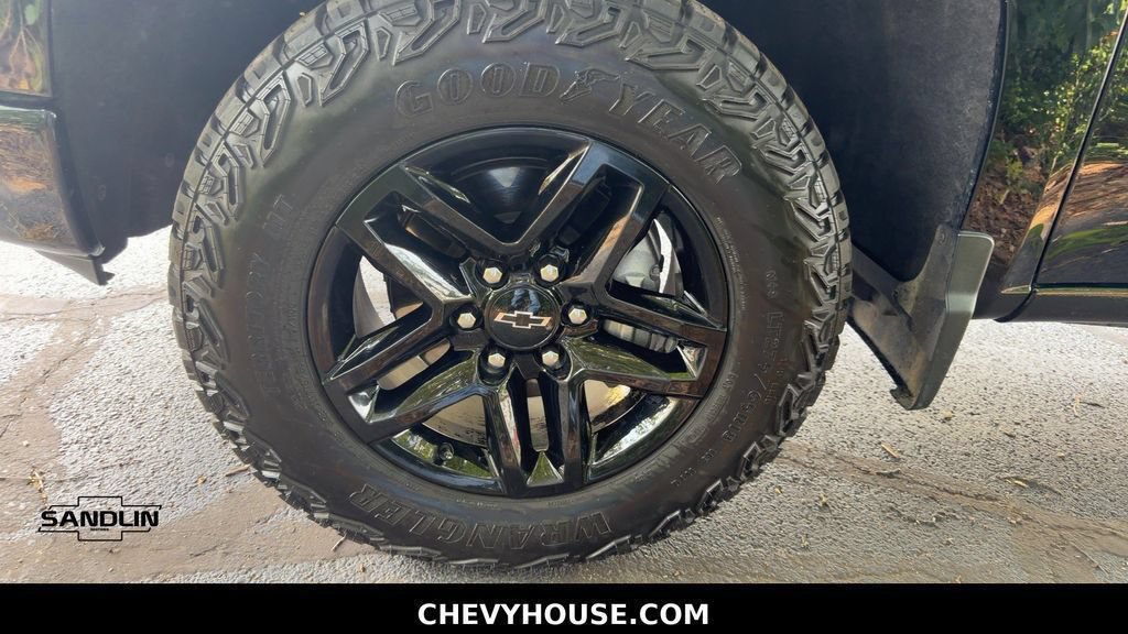 Used 2024 Chevrolet Silverado 1500 LT Trail Boss w/ LT Trail Boss Premium Package AWD/4WD image 28