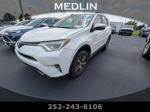 Used 2016 Toyota RAV4 XLE FWD image 1