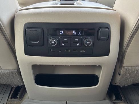 Used 2018 GMC Yukon XL Denali w/ Denali Ultimate Package AWD/4WD image 50