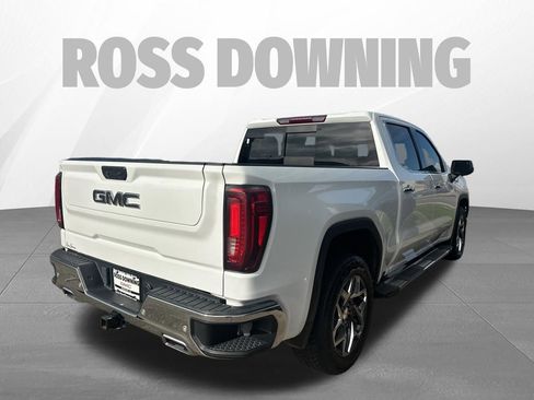 Used 2022 GMC Sierra 1500 SLT w/ SLT Premium Plus Package AWD/4WD image 4