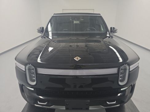 Used 2024 Rivian R1S Adventure AWD/4WD image 8