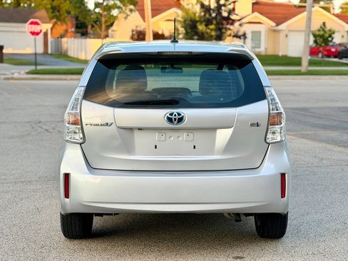 Used 2012 Toyota Prius V Three FWD image 6