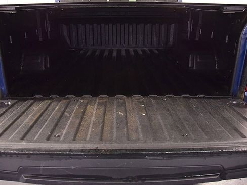 Used 2023 Chevrolet Silverado 1500 LT AWD/4WD image 7