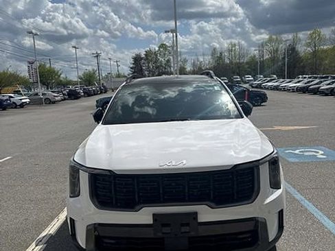 Used 2024 Kia Sorento SX Prestige image 2