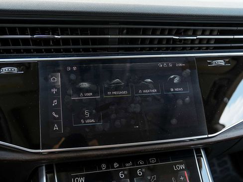 Used 2020 Audi Q8 Premium Plus w/ Premium Plus Package image 32