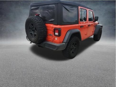 Used 2018 Jeep Wrangler Unlimited Sport AWD/4WD image 3