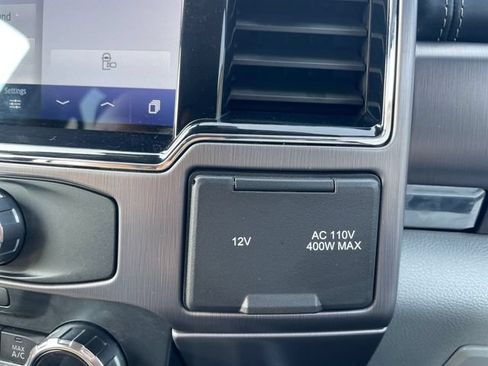 Used 2022 Ford F350 Limited AWD/4WD image 25
