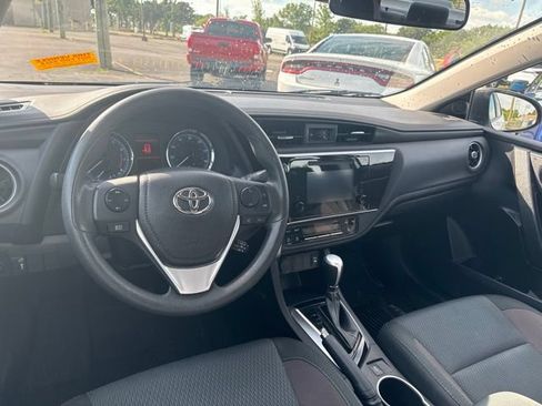 Used 2019 Toyota Corolla LE FWD image 9