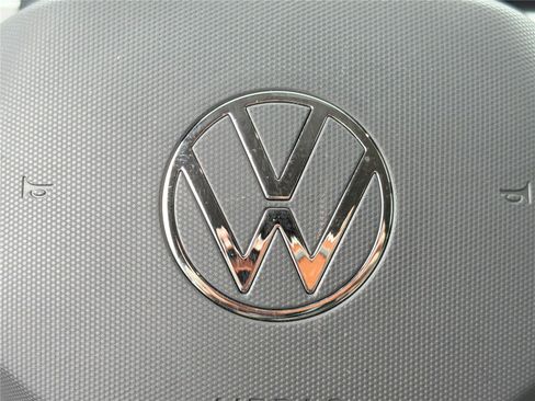 Used 2022 Volkswagen Atlas SE AWD/4WD image 25