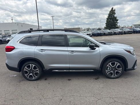 New 2026 Subaru Ascent Limited AWD/4WD image 2