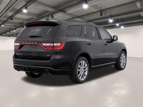 Used 2024 Dodge Durango GT RWD image 4
