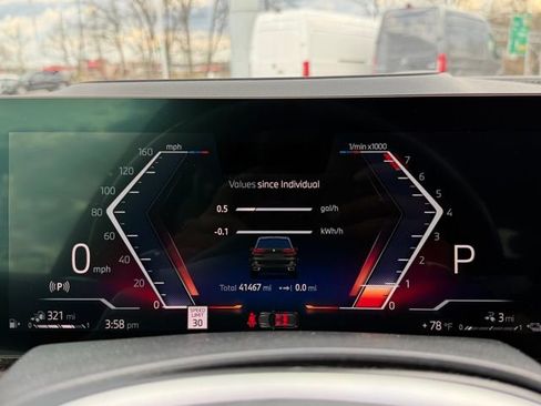 Used 2024 BMW X5 xDrive50e w/ Executive Package image 19