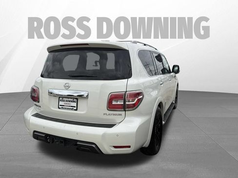 Used 2020 Nissan Armada Platinum w/ Captain's Chairs Package RWD image 4