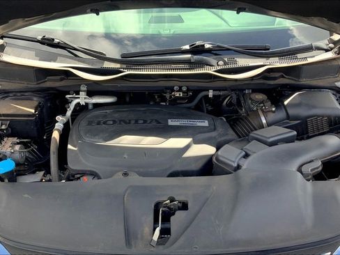 Used 2018 Honda Odyssey LX image 10