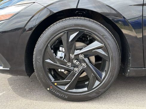 New 2026 Hyundai Elantra Sport FWD image 12