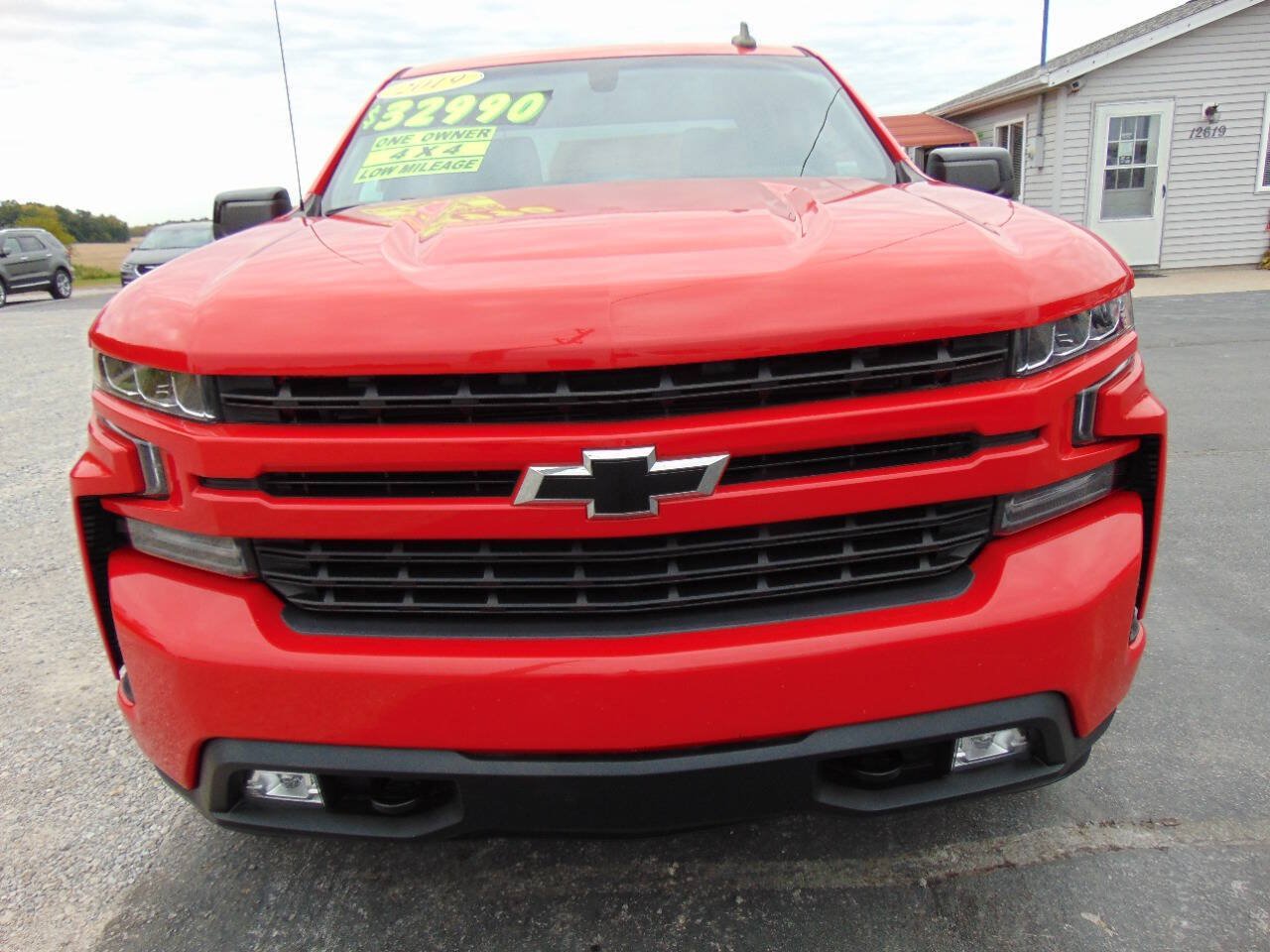 Used 2019 Chevrolet Silverado 1500 RST w/ True North Edition AWD/4WD image 3