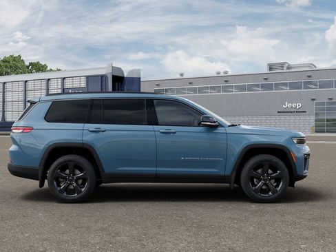 New 2026 Jeep Grand Cherokee L Limited AWD/4WD image 21