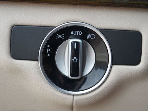 Used 2015 Mercedes-Benz CLS 400 image 19