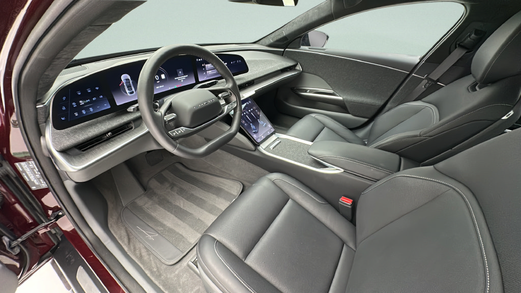 Used 2024 Lucid Air Touring AWD/4WD image 11