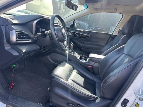 Used 2021 Subaru Outback Limited image 17