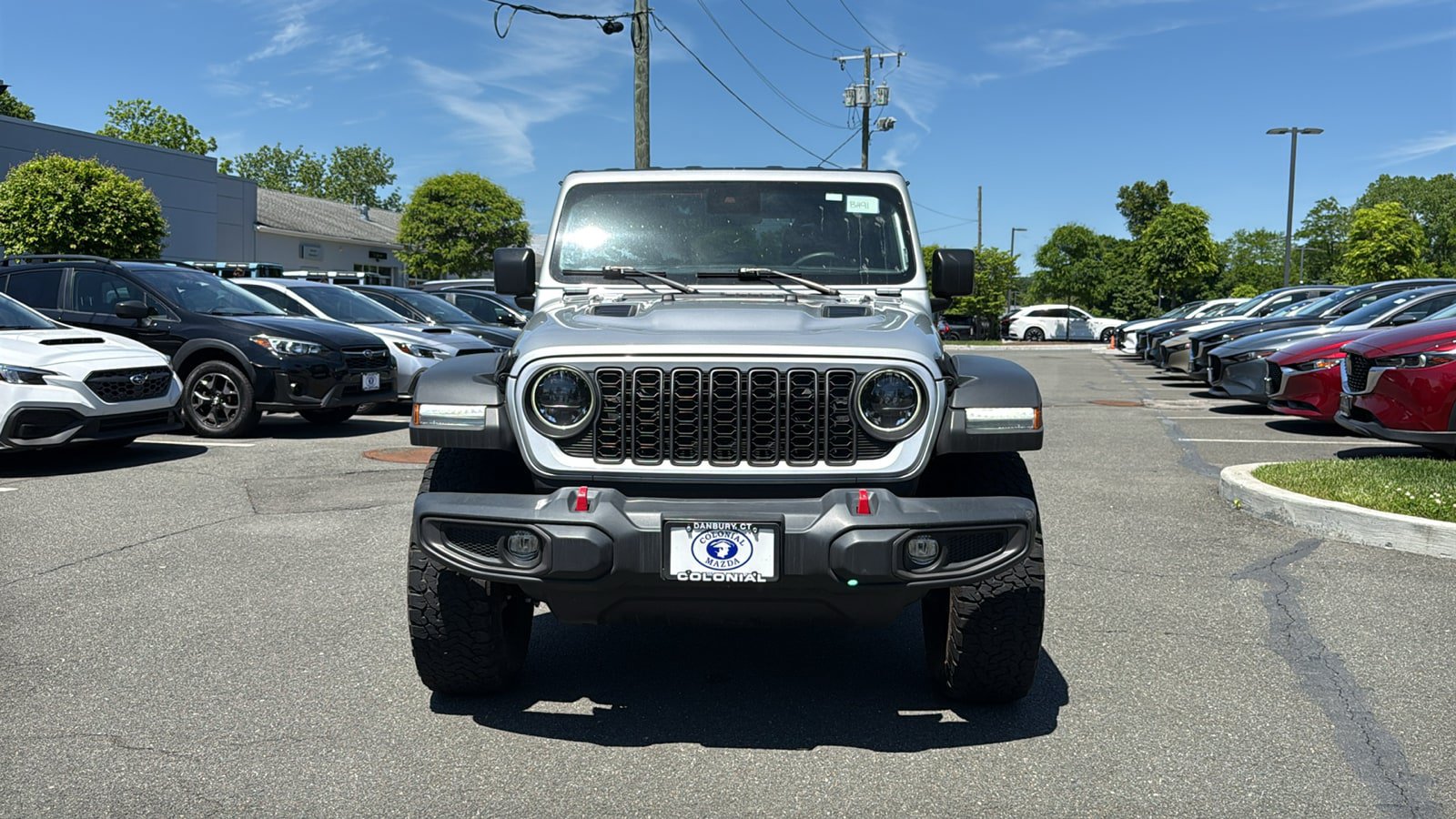 Used 2024 Jeep Wrangler Unlimited Rubicon AWD/4WD image 2
