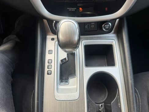 Used 2018 Nissan Murano SV AWD/4WD image 21