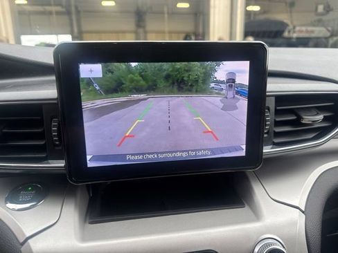 Used 2021 Ford Explorer XLT w/ Equipment Group 202A RWD image 20