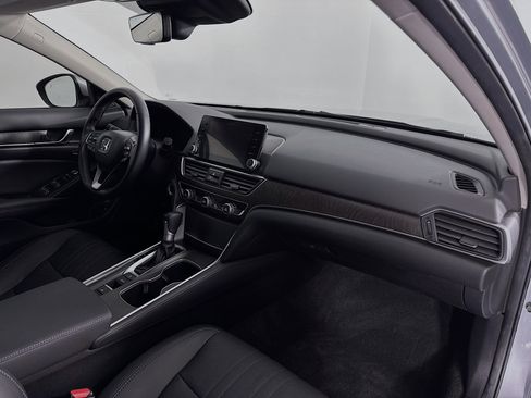 Certified 2021 Honda Accord EX-L image 29