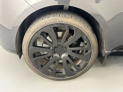 Certified 2023 Land Rover Range Rover SE AWD/4WD image 31