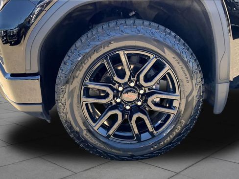 Used 2023 GMC Sierra 1500 Elevation AWD/4WD image 11